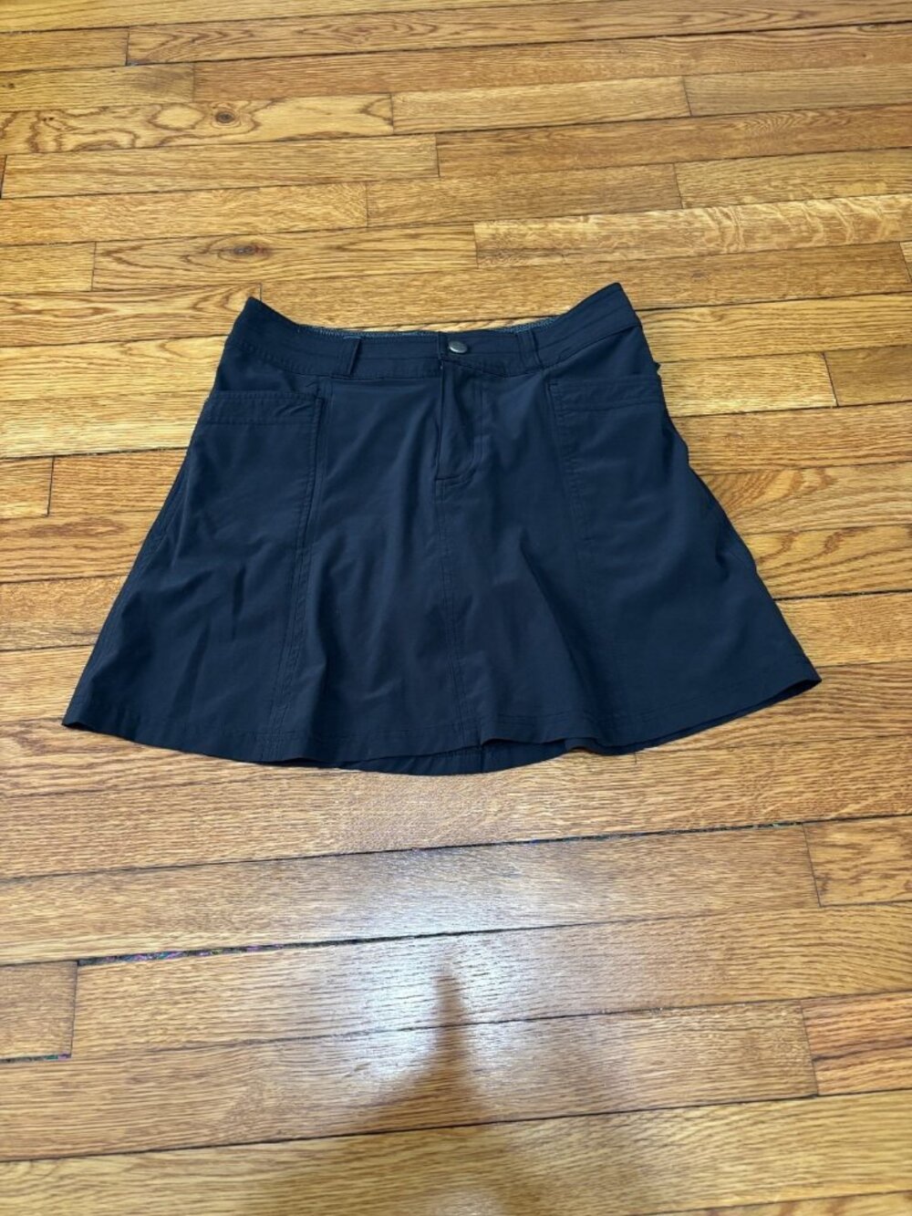 LL Bean Womens Skort Size 2 Black Stretch Skirt w/ Built in Shorts Hiking Tennis